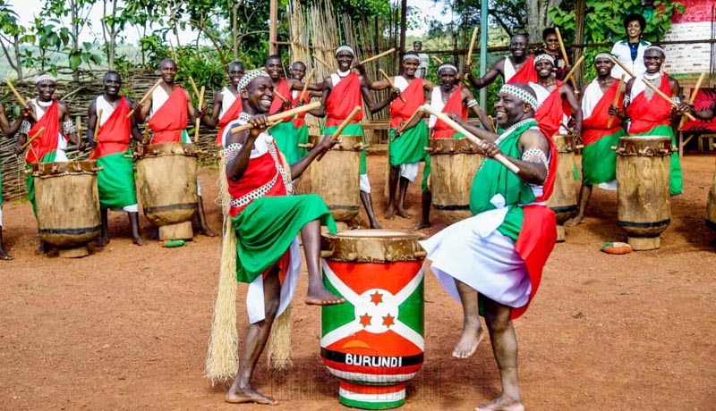 Les tambourinaires de Gishora